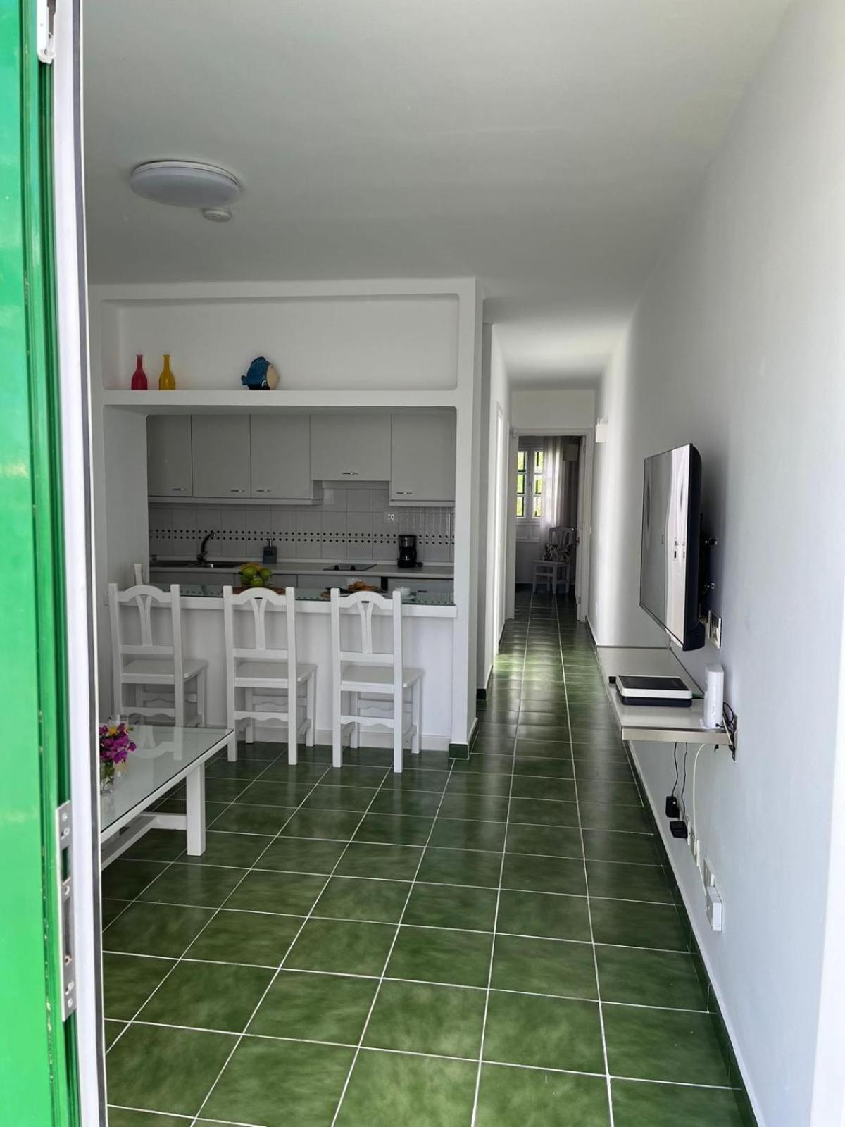Bungalow Retama Tias Luaran gambar